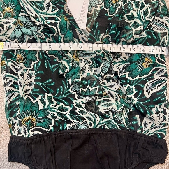 NWT! Band of Gypsies Band of the Free Bonnie Black Emerald Bodysuit. Size Medium - Picture 9 of 11